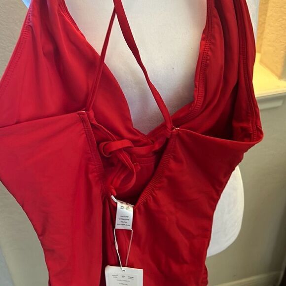 Andie LT Bali Womens Small Tall ST Swimsuit Red One Piece Criss Cross NWT - Picture 6 of 10